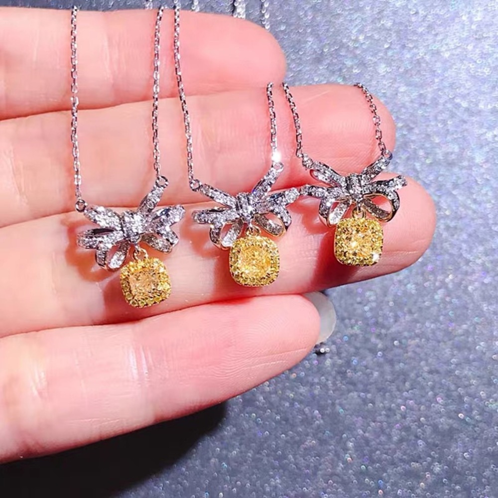 Women's Special-Interest Design High Quality Necklace with Yellow Diamond Bow